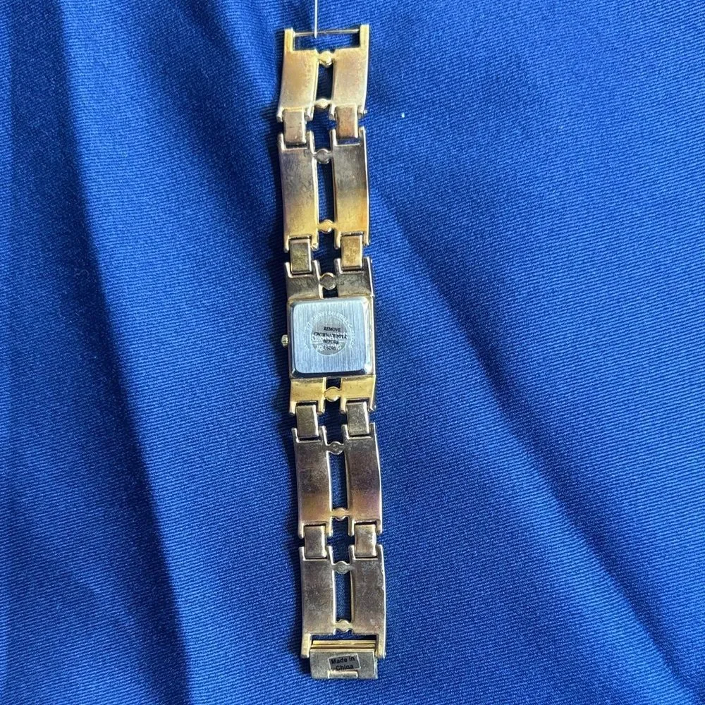 Kesaris Gold Women's Watch